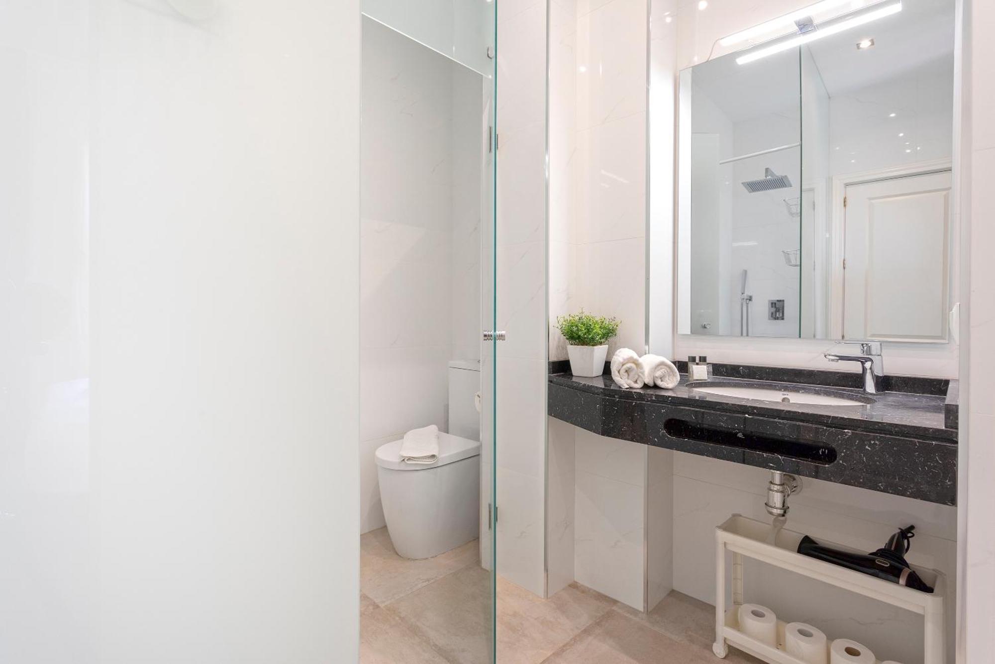 Apartamento Reformado En Malaga Centro By Rent Me ภายนอก รูปภาพ