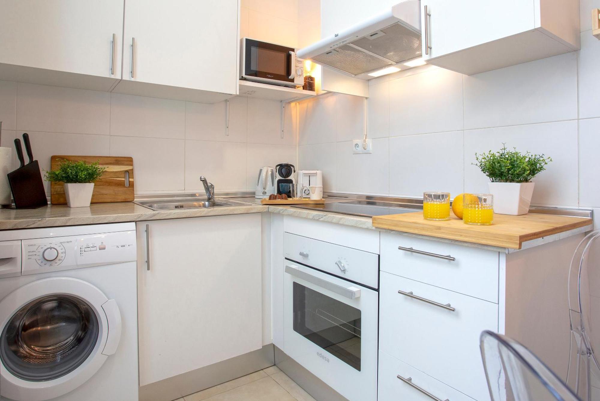 Apartamento Reformado En Malaga Centro By Rent Me ภายนอก รูปภาพ